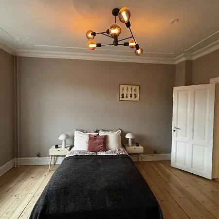 Charming Luxury Flat Norrebro I Super Rare Find Διαμέρισμα *