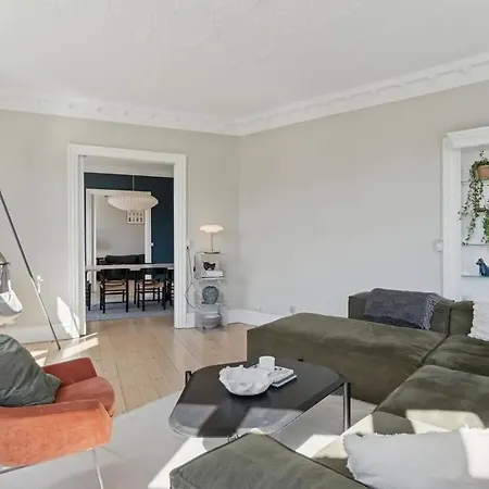 Charming Luxury Flat Norrebro I Super Rare Find