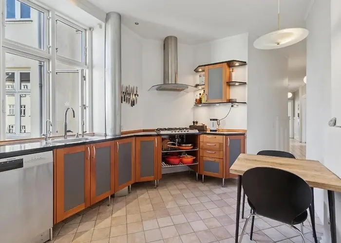 Charming Luxury Flat Norrebro I Super Rare Find *