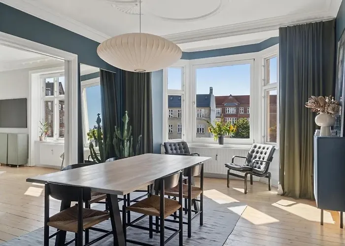 Charming Luxury Flat Norrebro I Super Rare Find *